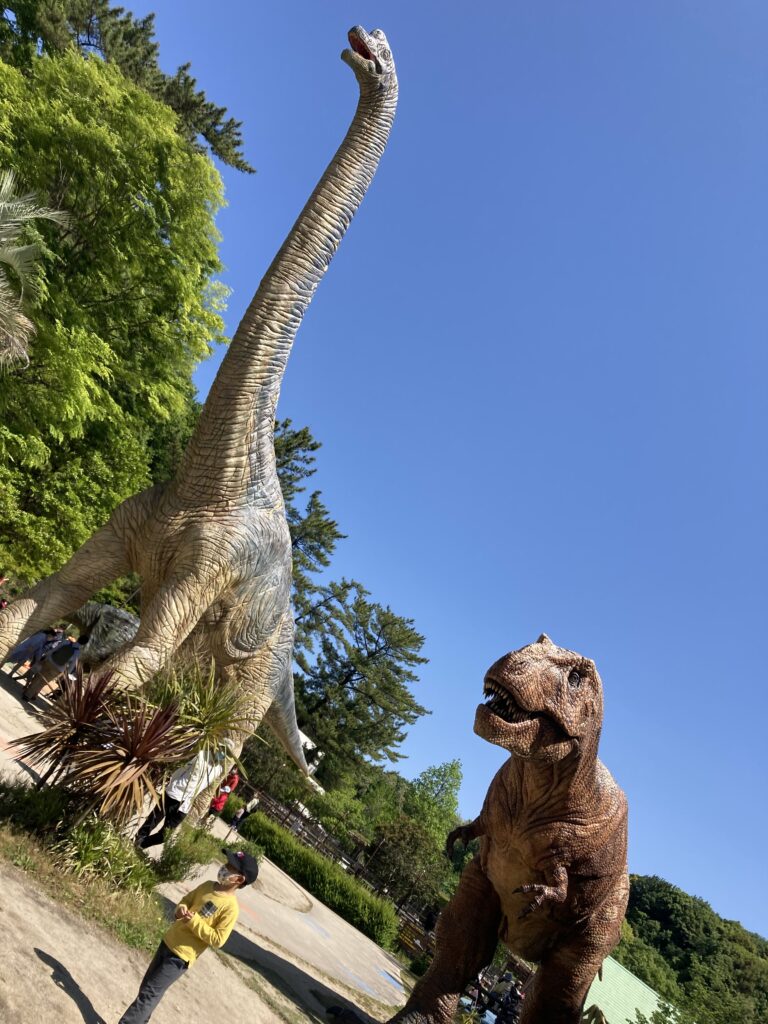 東岡崎公園恐竜１