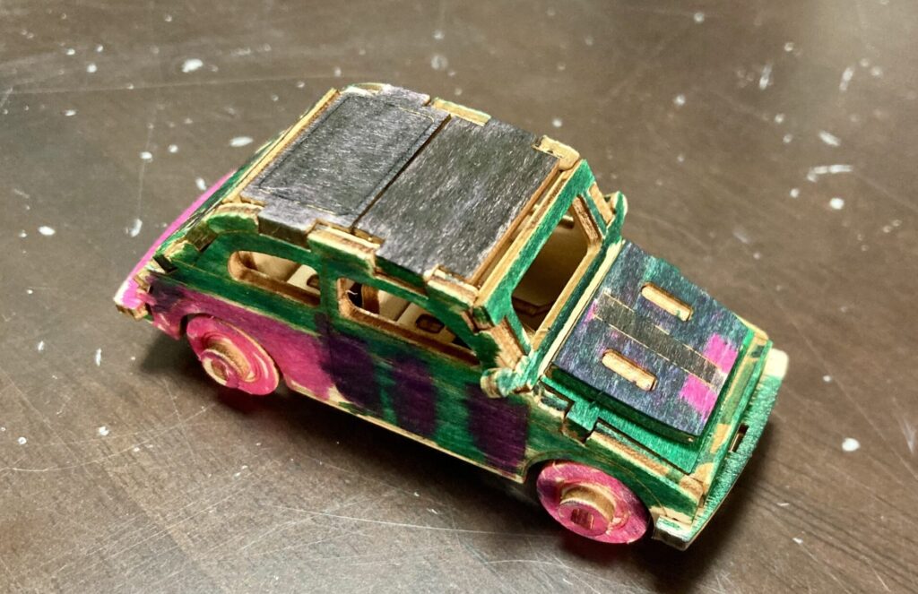 ダイソー　細密ウッドクラフト